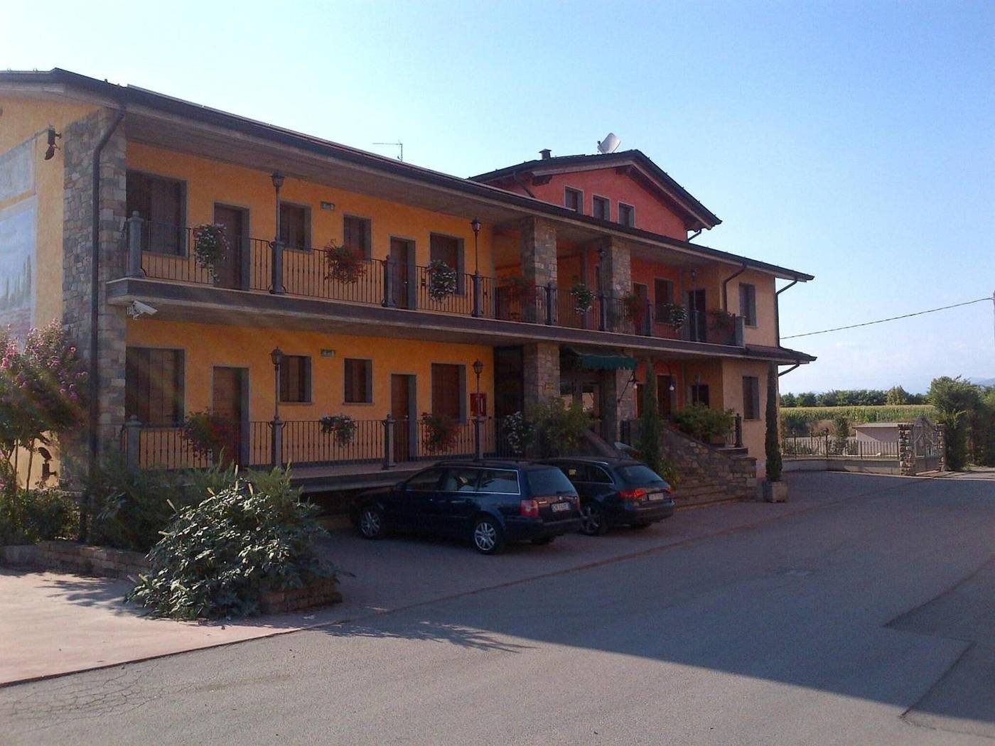 Albergo La Piana-Italy-GHEDI-General view-7