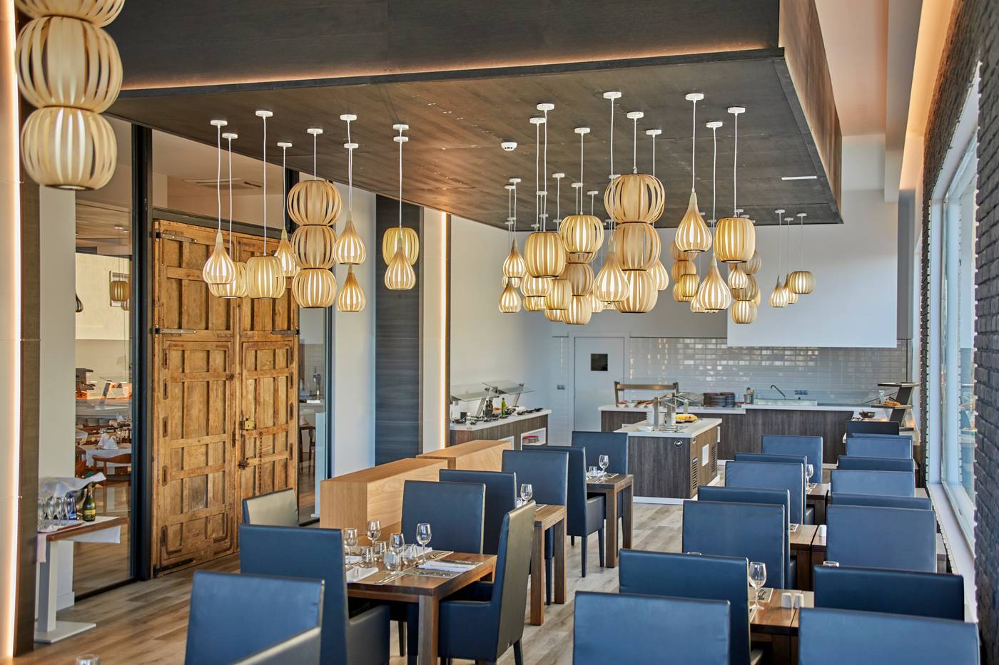 Ibersol-Torremolinos-Beach-Restaurant-42