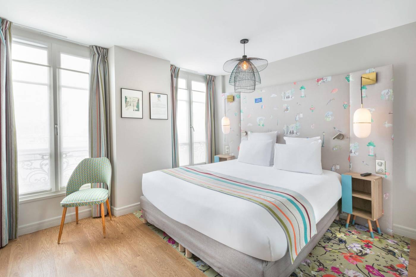 Hotel-Litteraire-Marcel-Ayme--BW-Premier-Collectio-Room-15