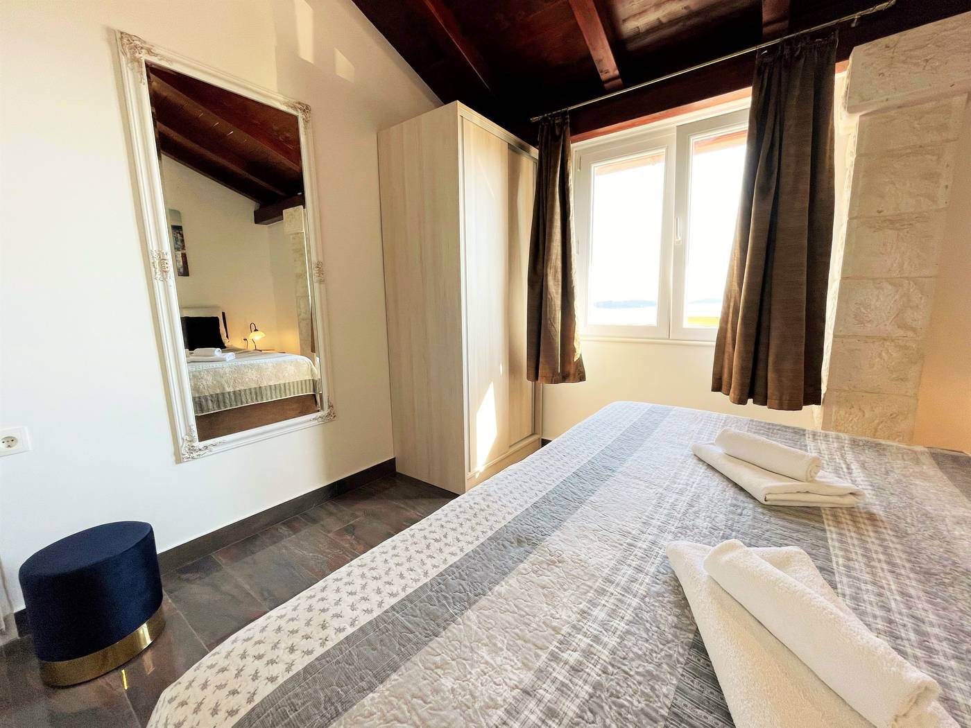 Villa-Sunset-Room-50