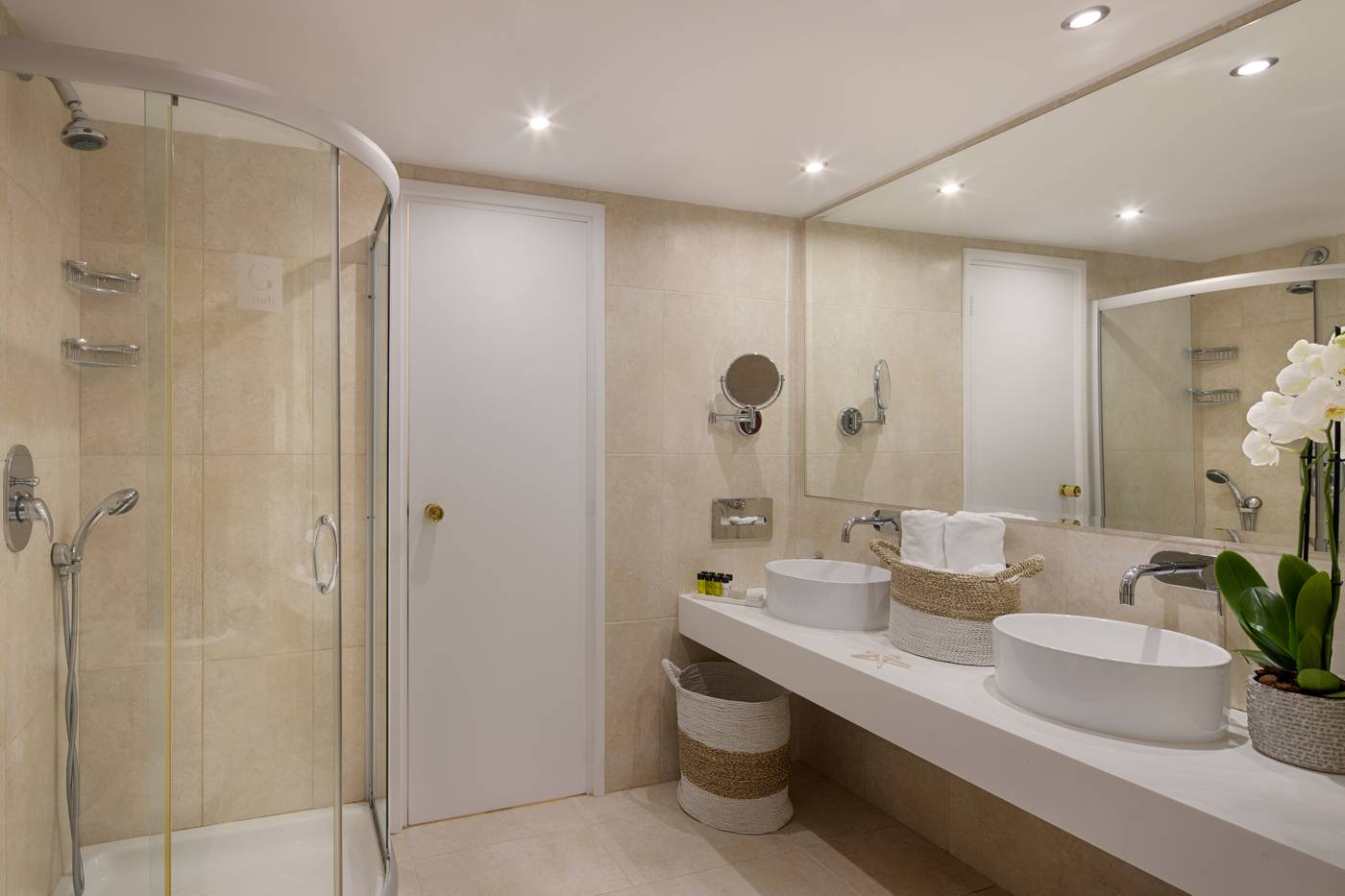 Grecian-Sands-Hotel-Room-31