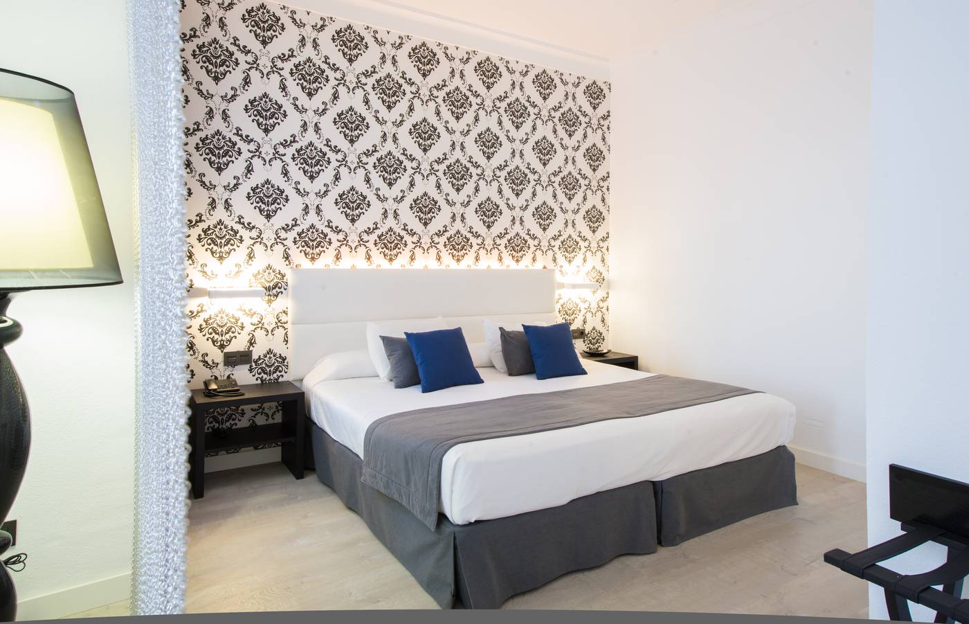 TUI-BLUE-Suite-Princess--Adults-Only--Room-21