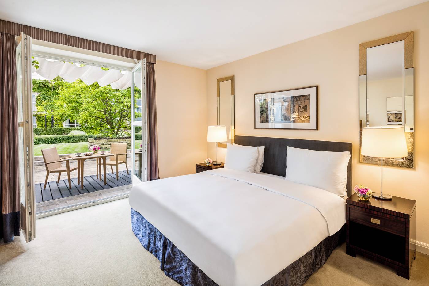 Mandarin-Oriental--Prague-Room-12