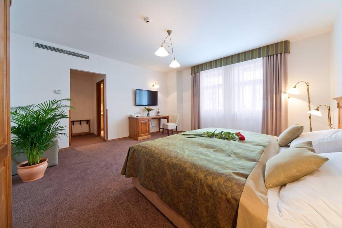 Residence-Agnes-General-view-27