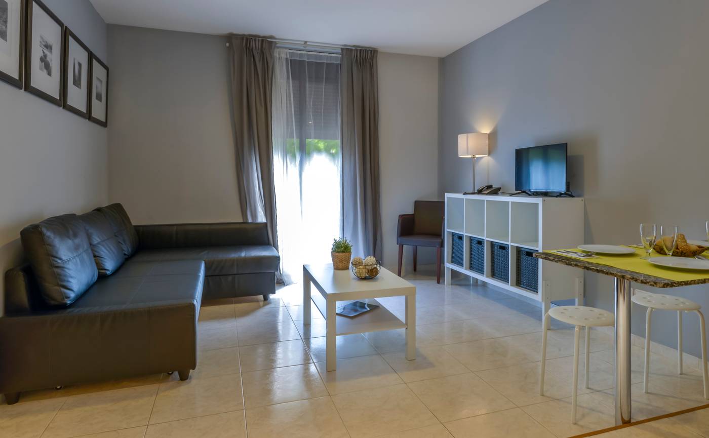 Alexandra-Aparthotel-Room-21