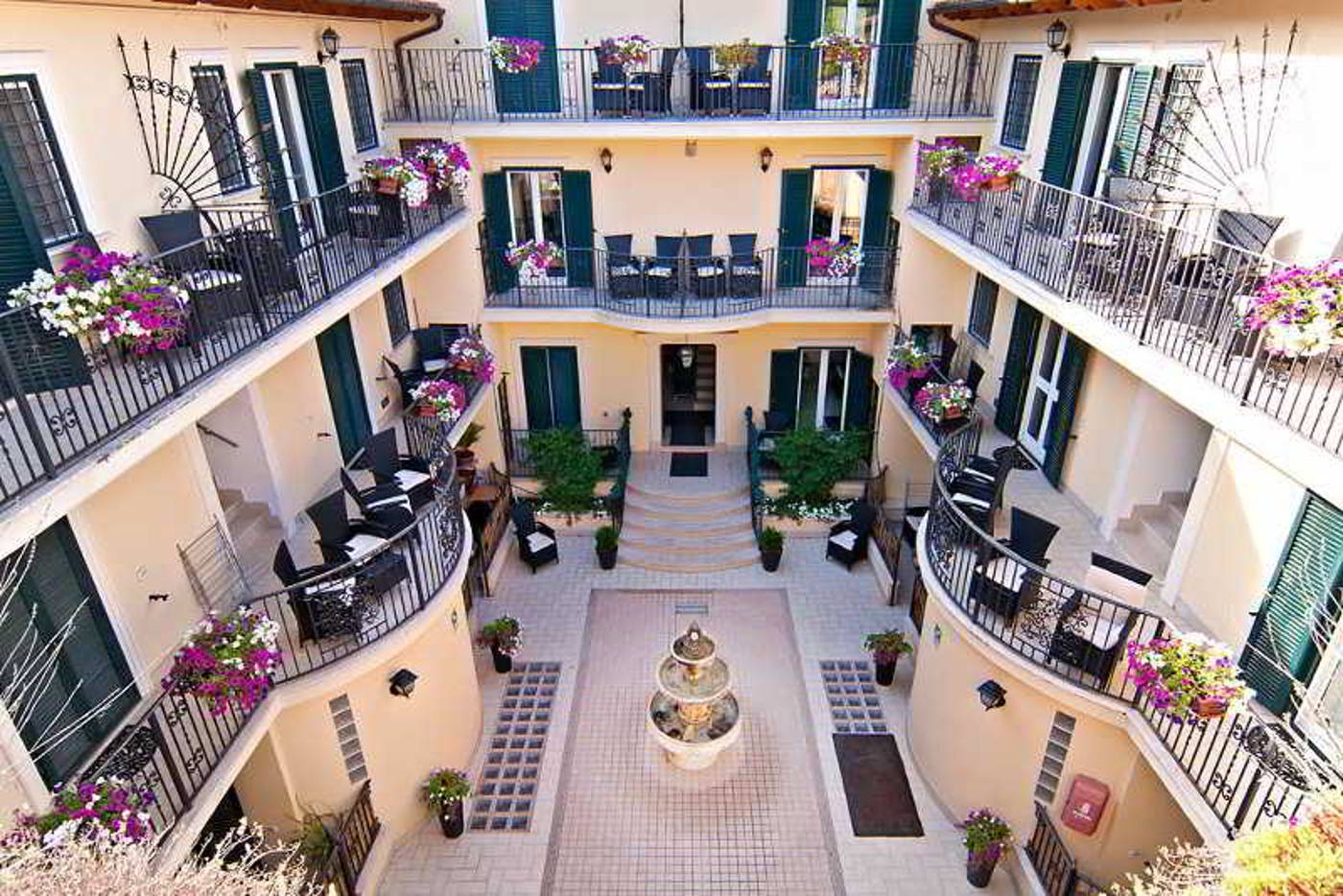 Aurelia-Vatican-Apartments-General-view-69