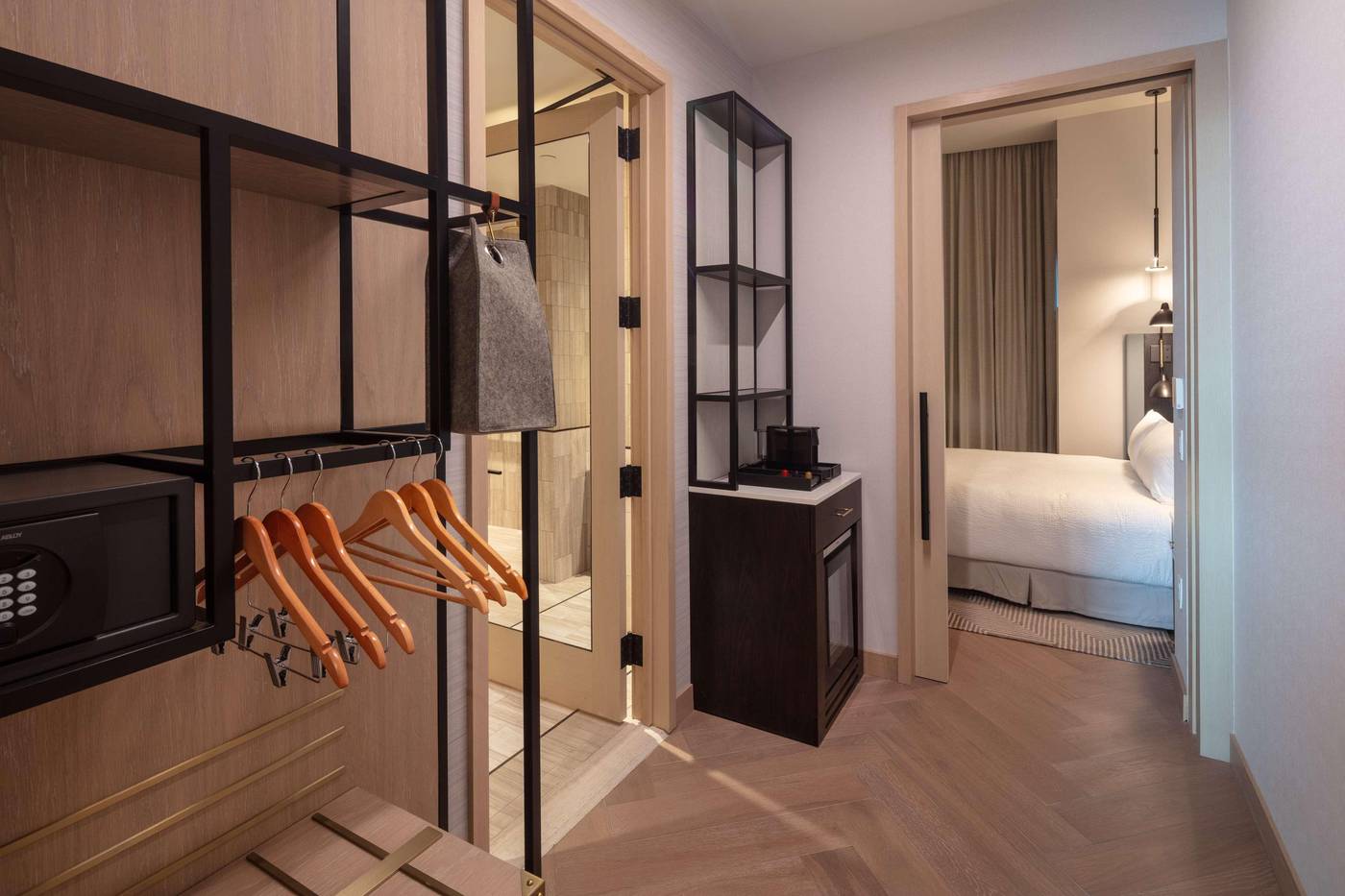 Tempo-by-Hilton-New-York-Times-Square-Room-54