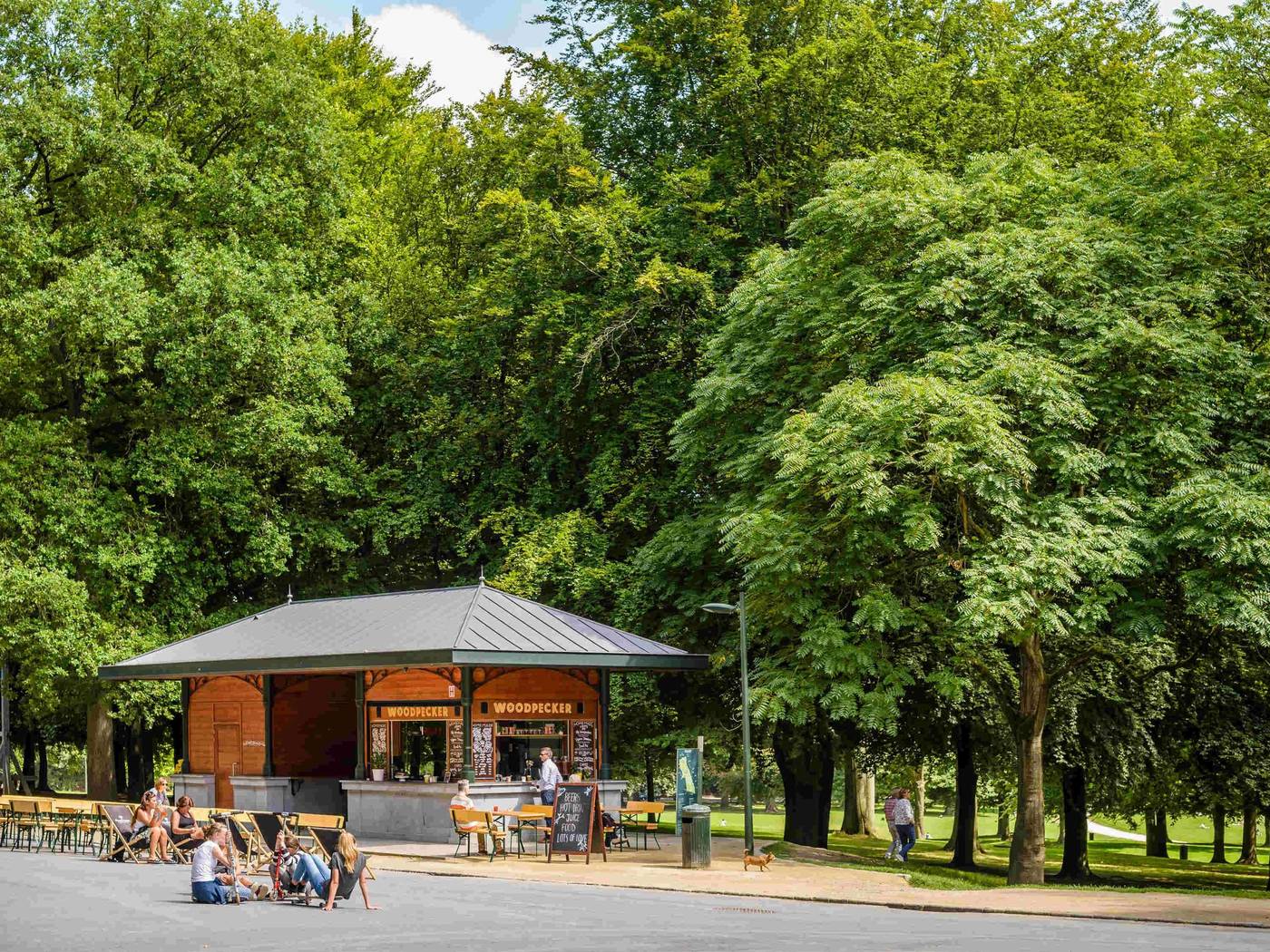 ibis-Styles-Brussels-Centre-Stephanie-Sports-and-Entertainment-44