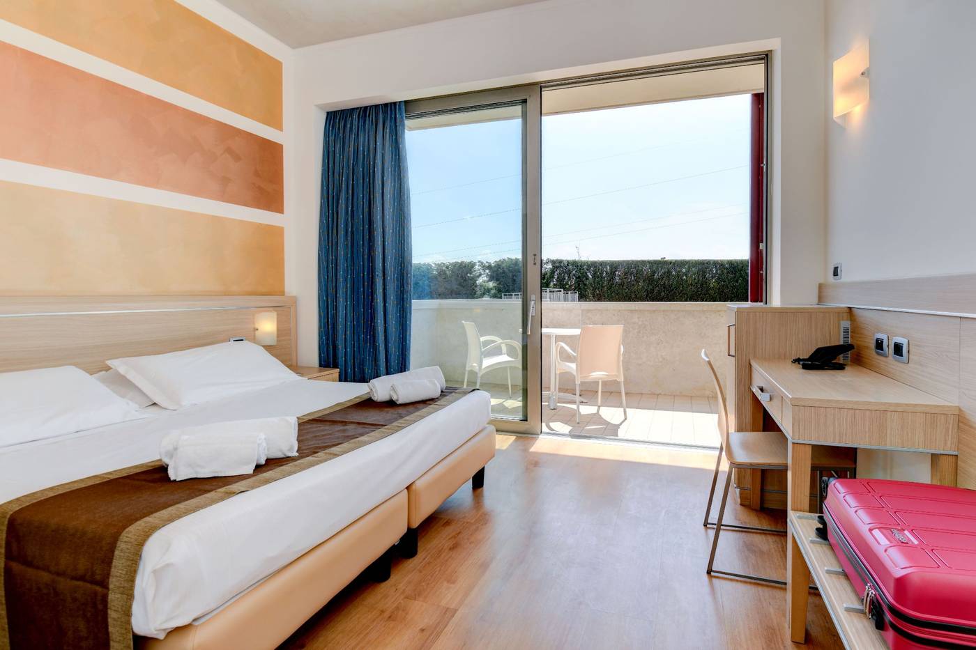 Hotel Rivus-Italy-PESCHIERA DEL GARDA-Room-8