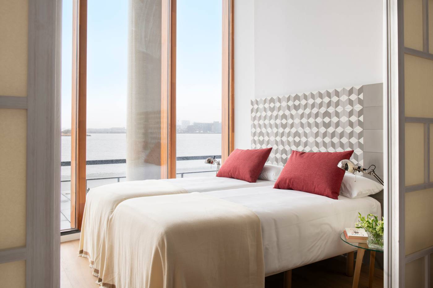 Eric-Vokel-Boutique-Apartments---Riverfront-Suites-Room-19