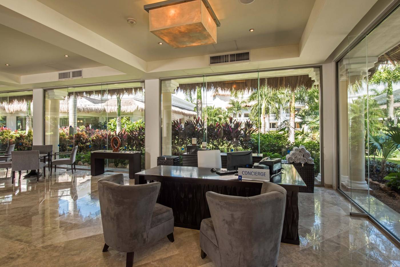 Grand-Riviera-Princess-Room-58