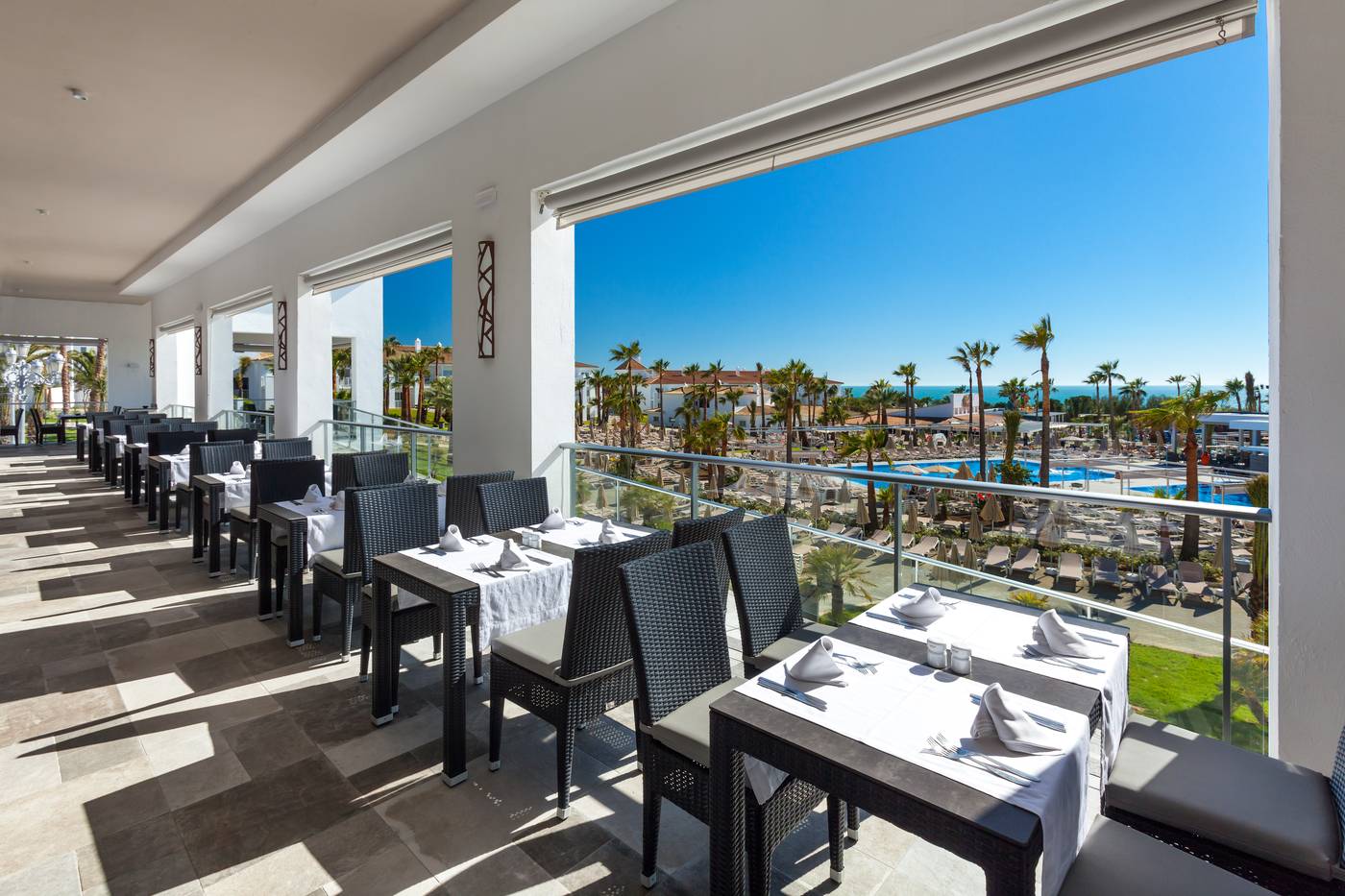 Riu-Chiclana-Restaurant-9