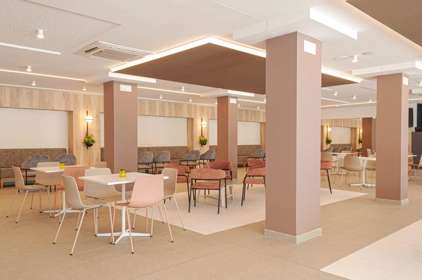 Prince-Park-Hotel-Bar-40