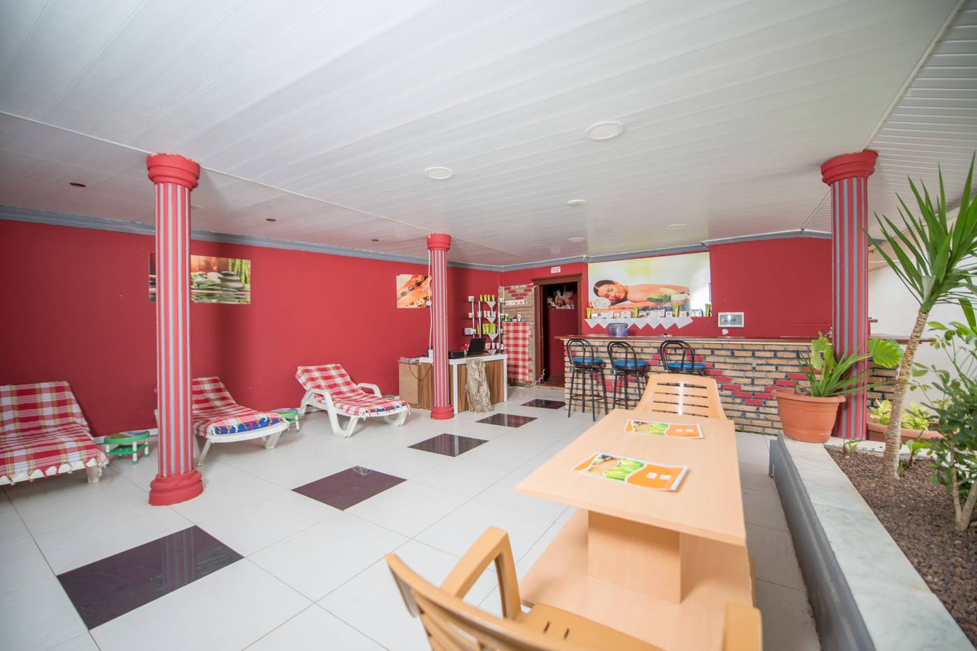 Side-Sunberk-Sports-and-Entertainment-41