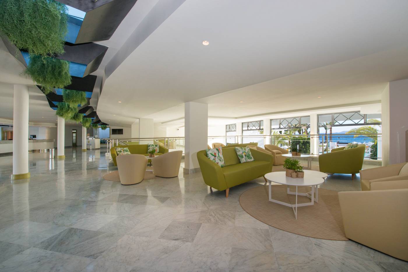 IBEROSTAR-Lanzarote-Park-Lobby-45