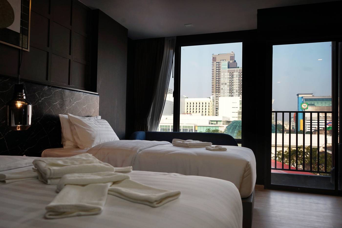 De-Prime-Rangnam-Hotel-Room-29