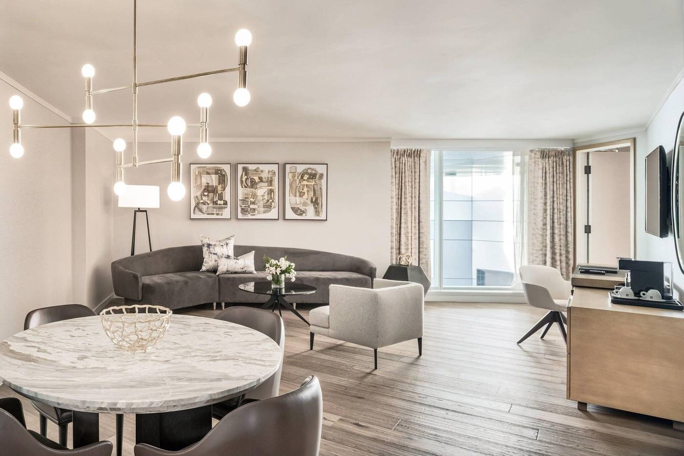 JW-Marriott-parq-Vancouver-Room-10