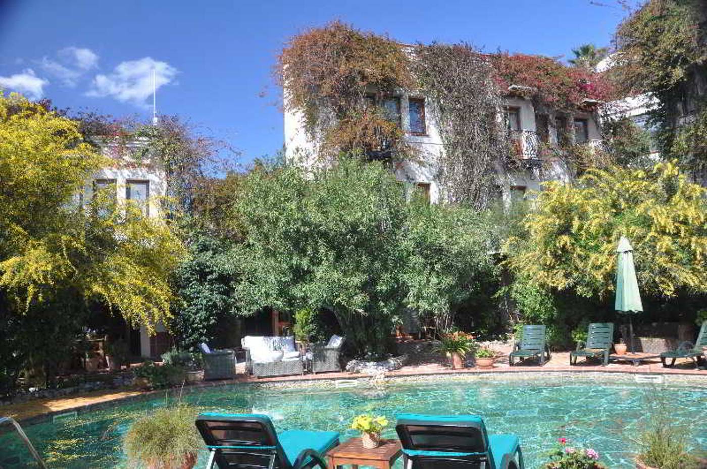 El-Vino-Hotel-Suites-General-view-12