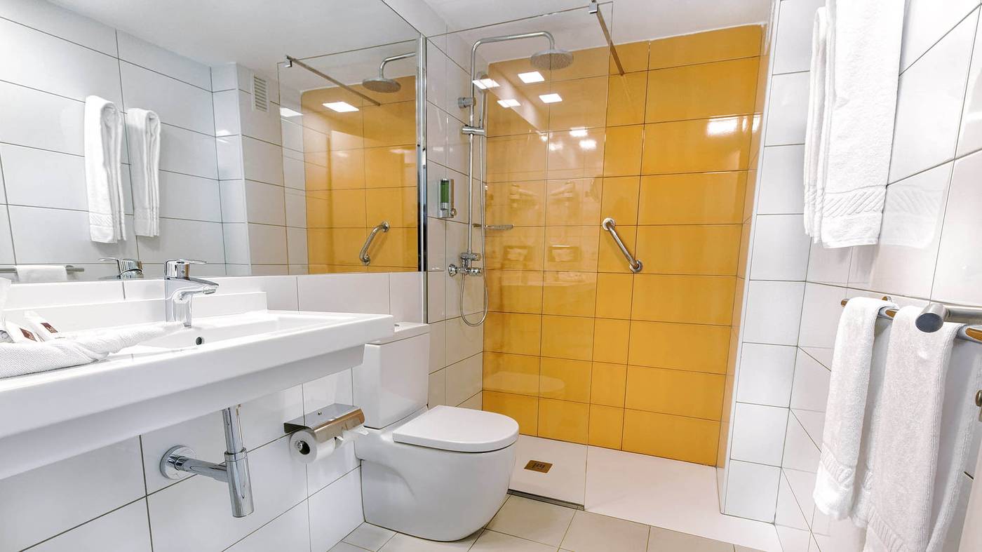 Bull-Dorado-Beach---Spa-Room-19