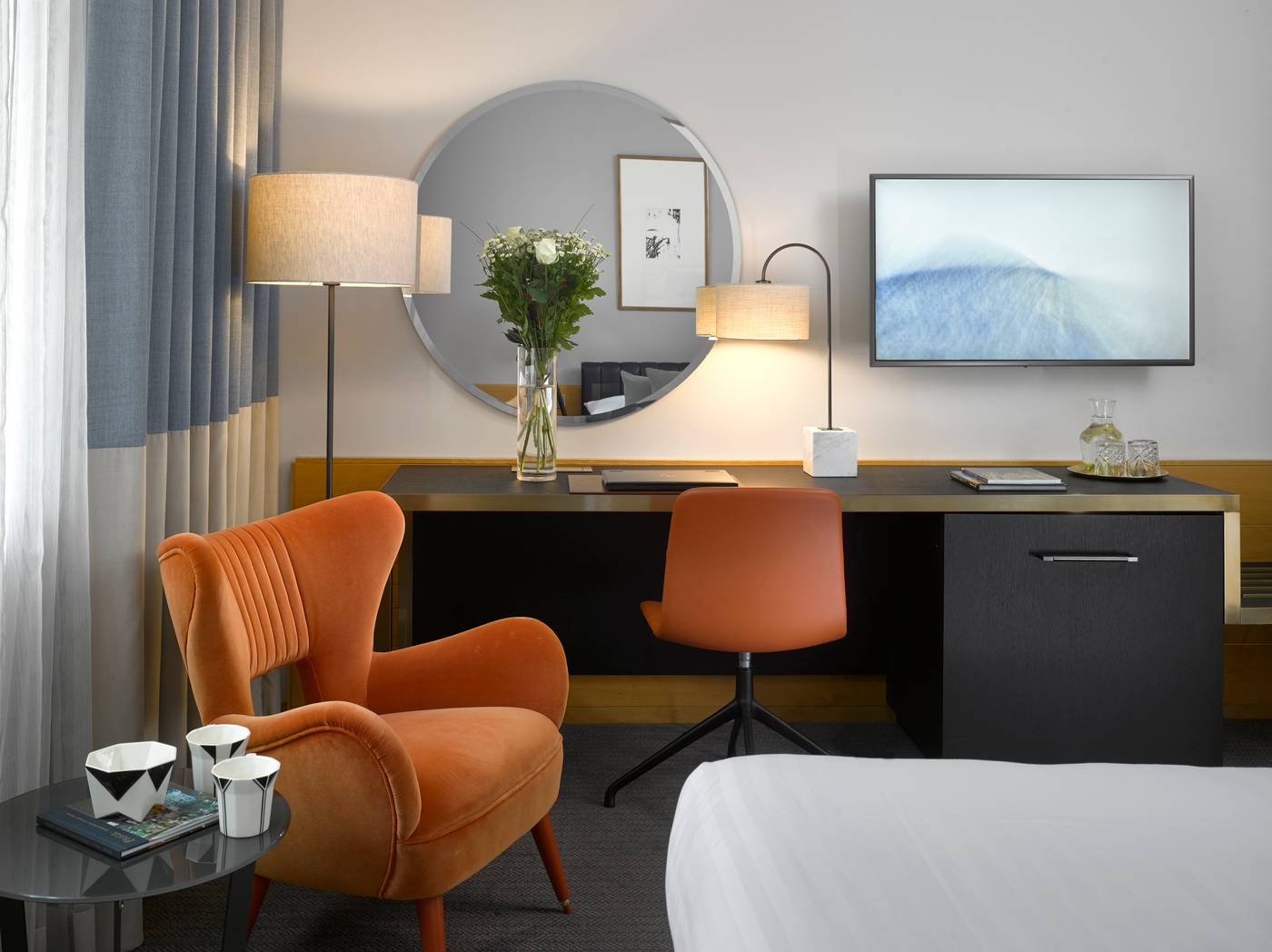 K-K-Hotel-Fenix-Room-11