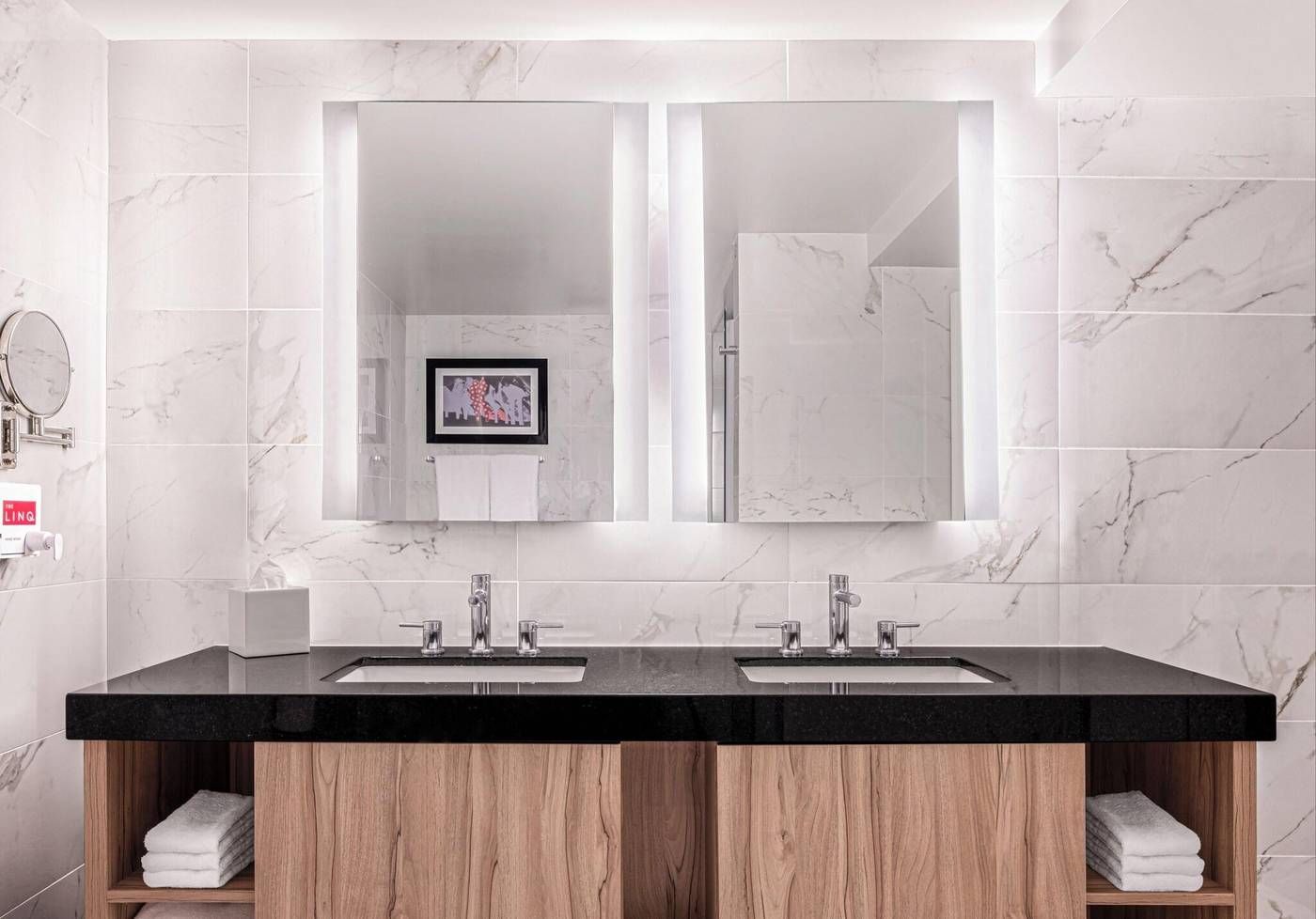 The-LINQ-Hotel-and-Casino---A-Caesars-Rewards-Destination-Room-37