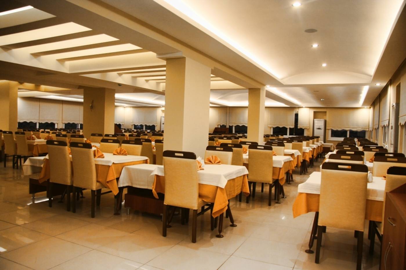 Orient-Suit-Hotel-Restaurant-35