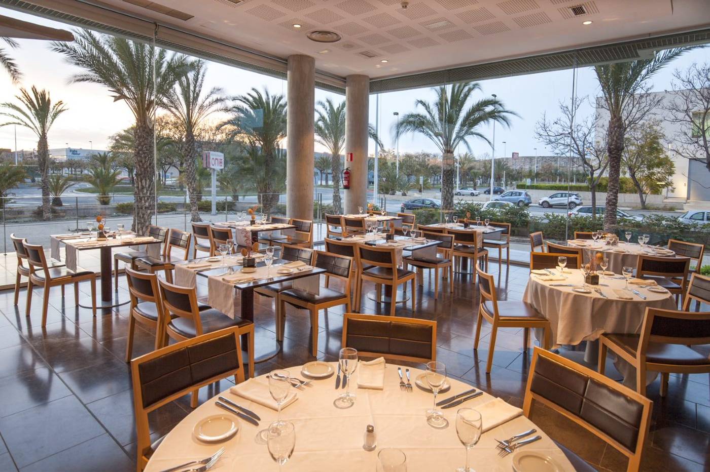 Port-Elche-Restaurant-36