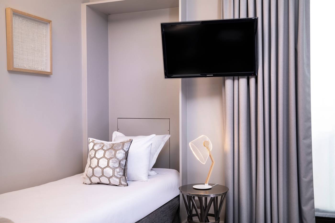 Paris-Bastille-Room-30