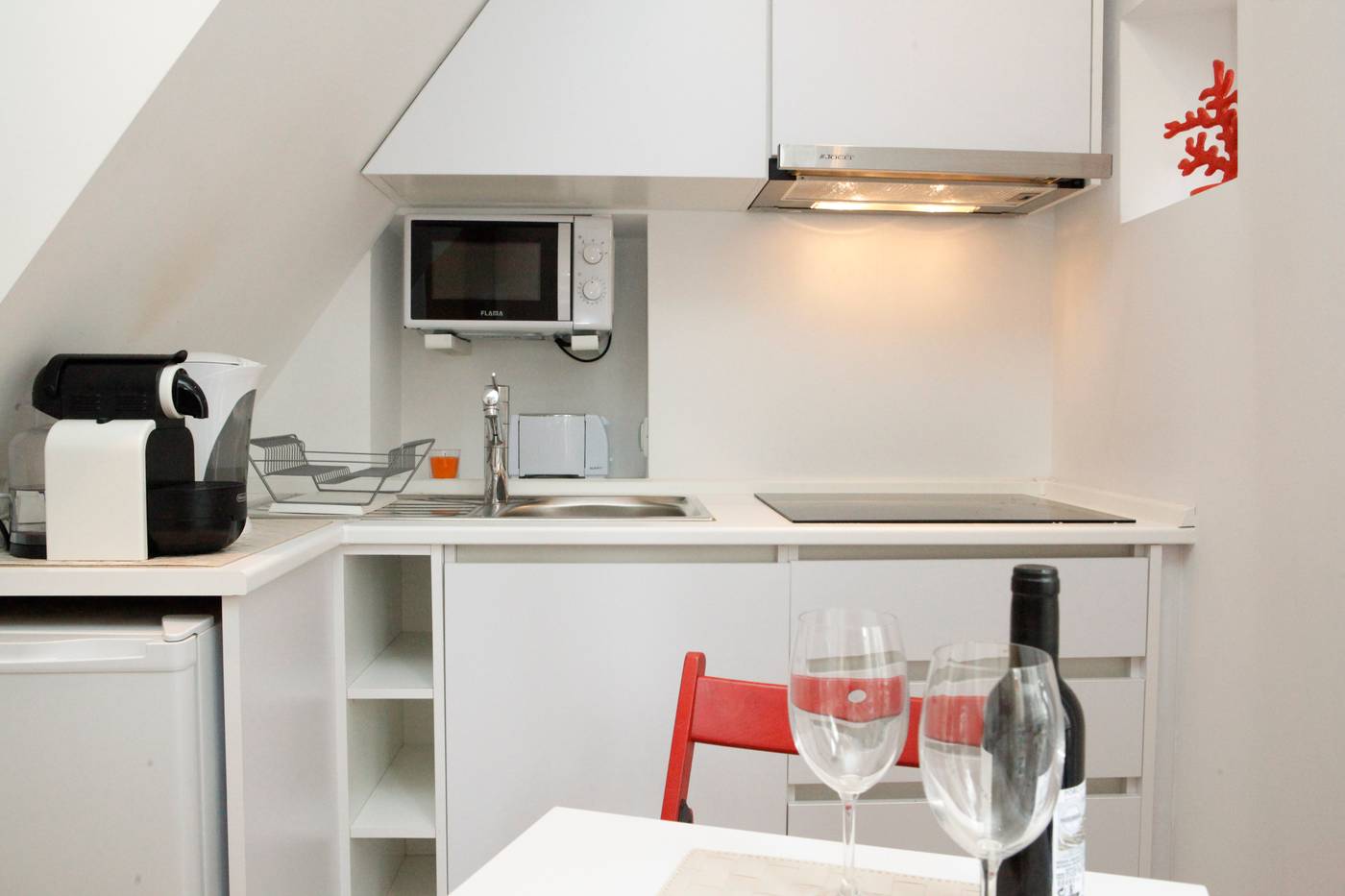 Alfama-Yellow-House-Room-21