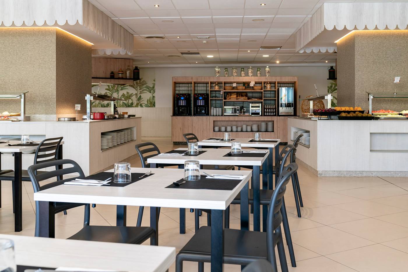 Intur-Orange-Restaurant-35