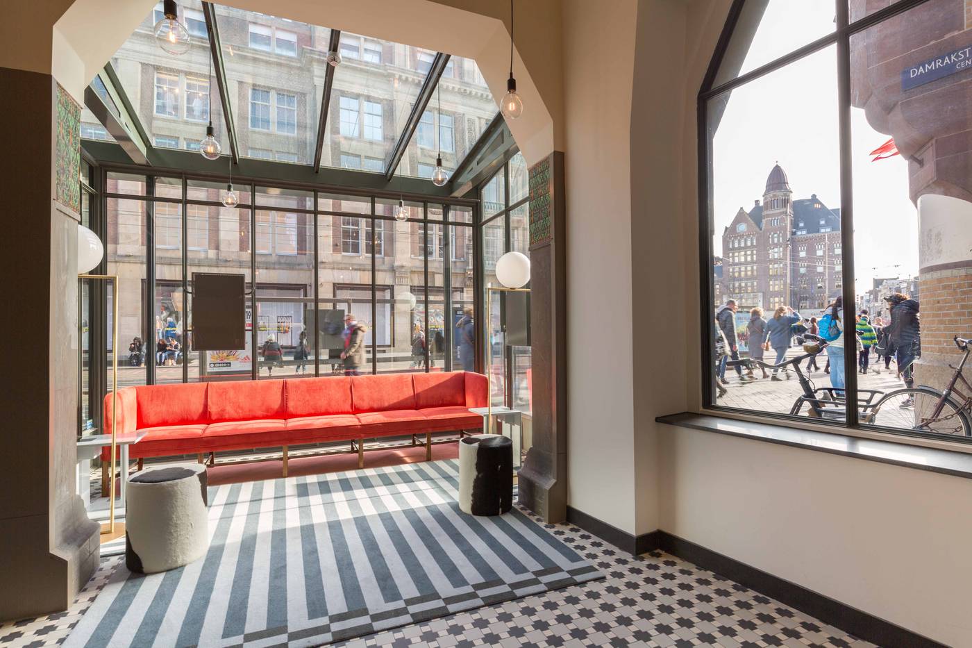 Amsterdam-De-Roode-Leeuw-Lobby-8