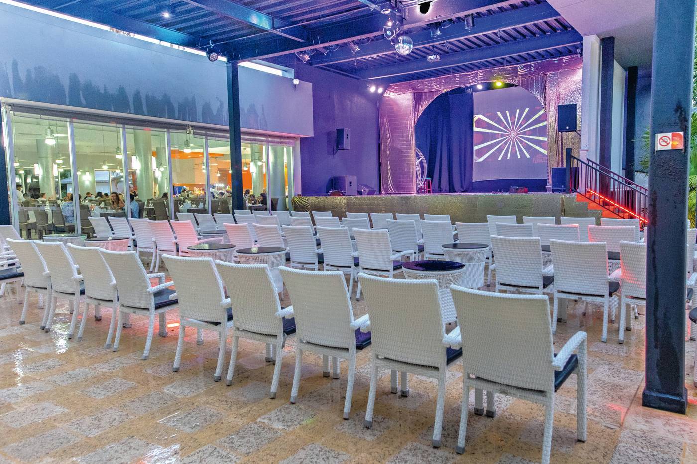 Riu-Lupita-All-Inclusive-Sports-and-Entertainment-37