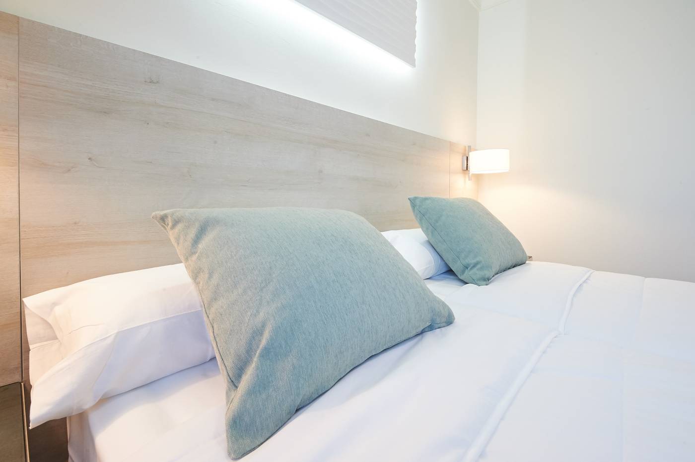 Suite-Hotel-Montana-Club-Room-34