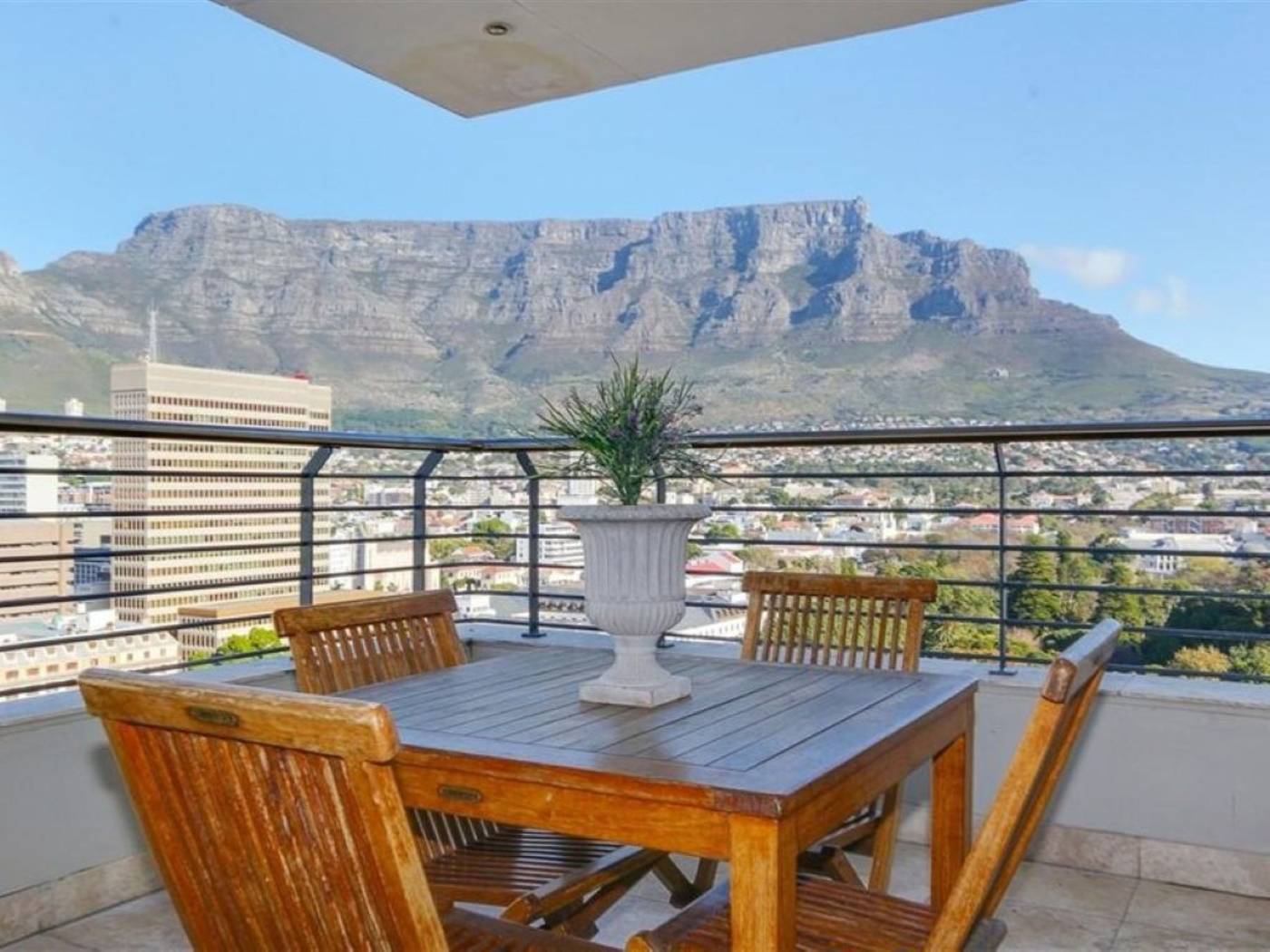 Mandela-Rhodes-Place-Hotel---Spa-Room-68