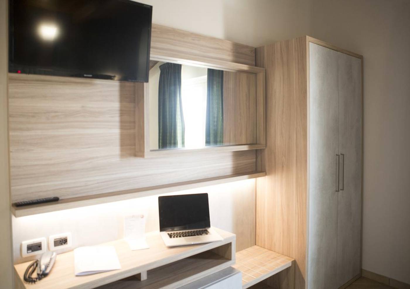 Prestige-Hotel-Room-7