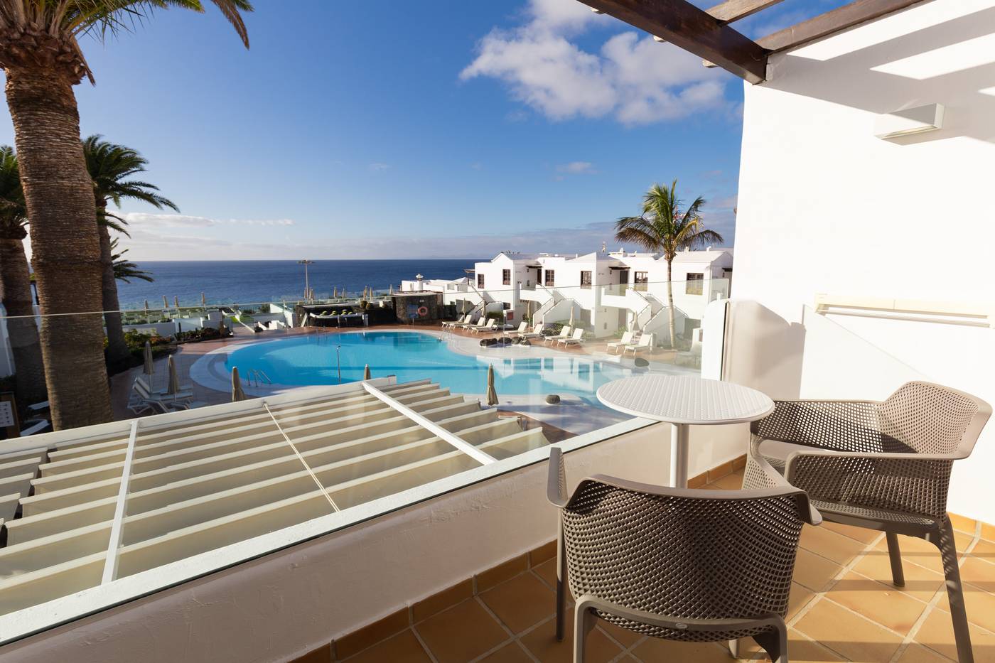 R2-Bahia-Kontiki-Beach-Aparthotel-Room-51