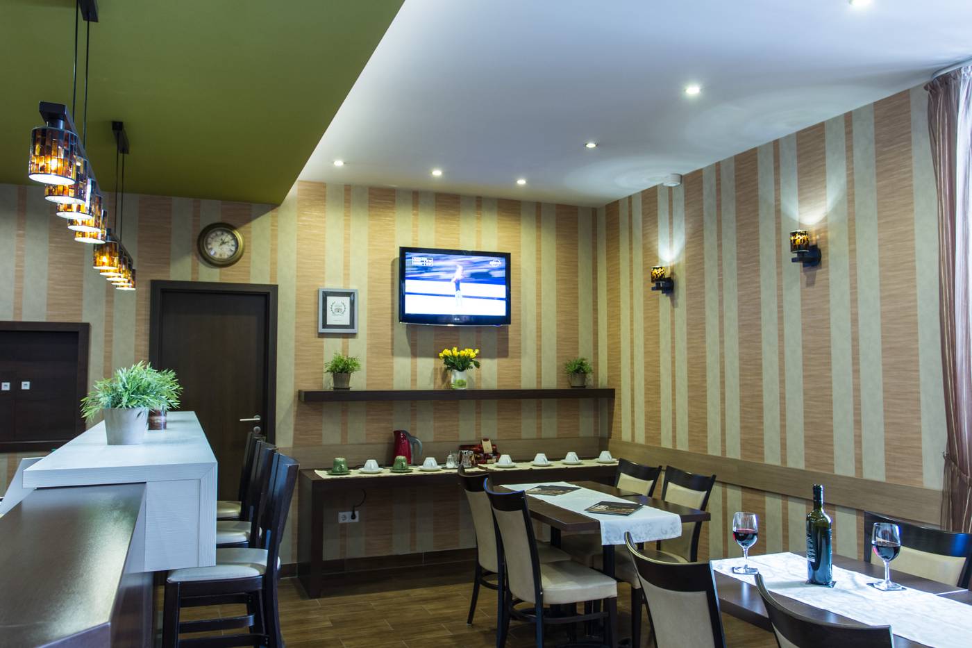 Central-Hotel-21-Lobby-30