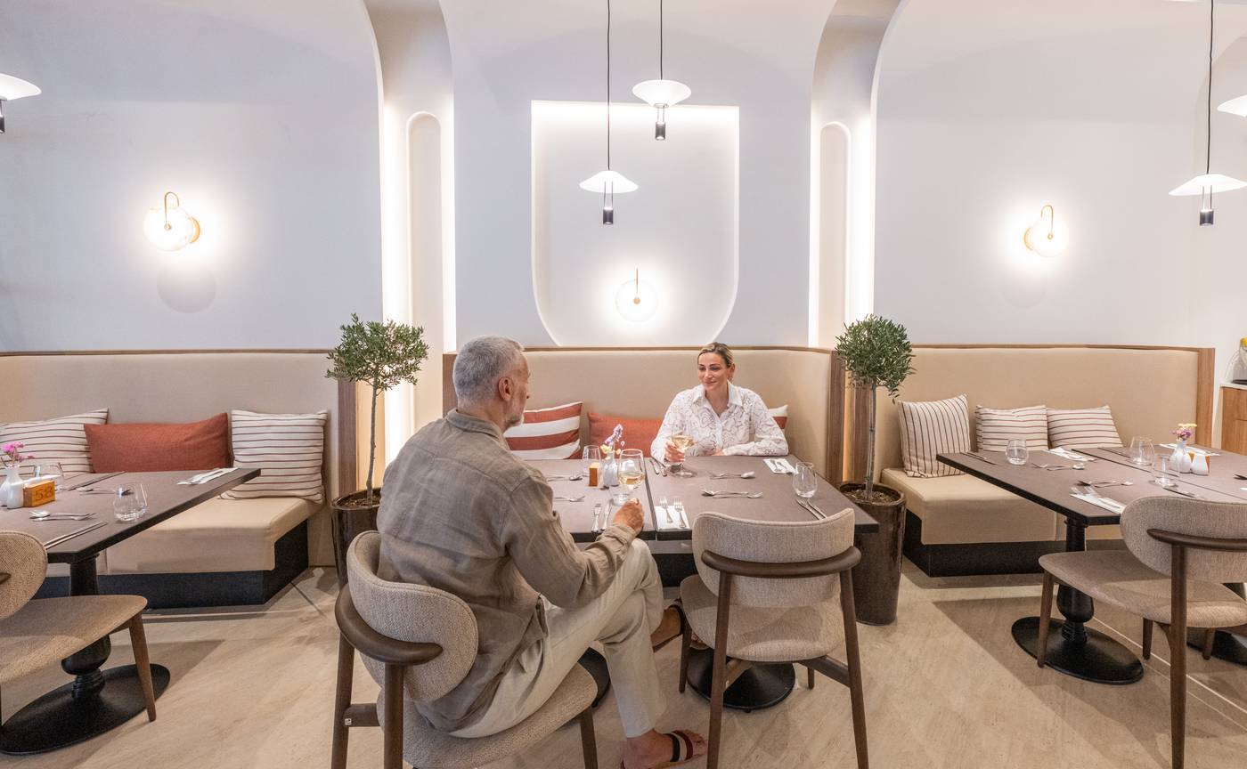 King-Jason-Paphos---Designed-for-Adults-Only-Restaurant-55