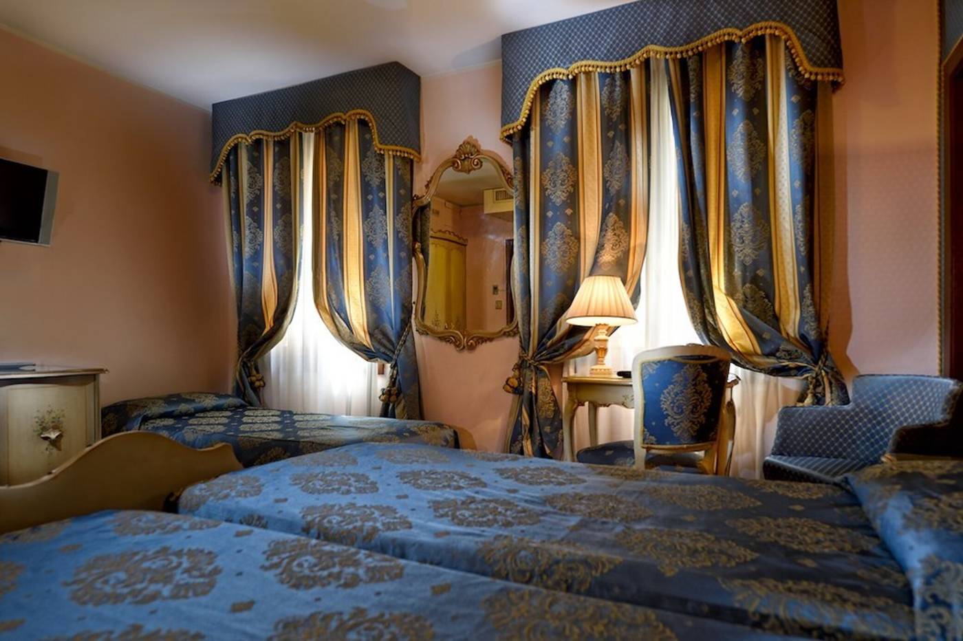 Royal-San-Marco-Room-22