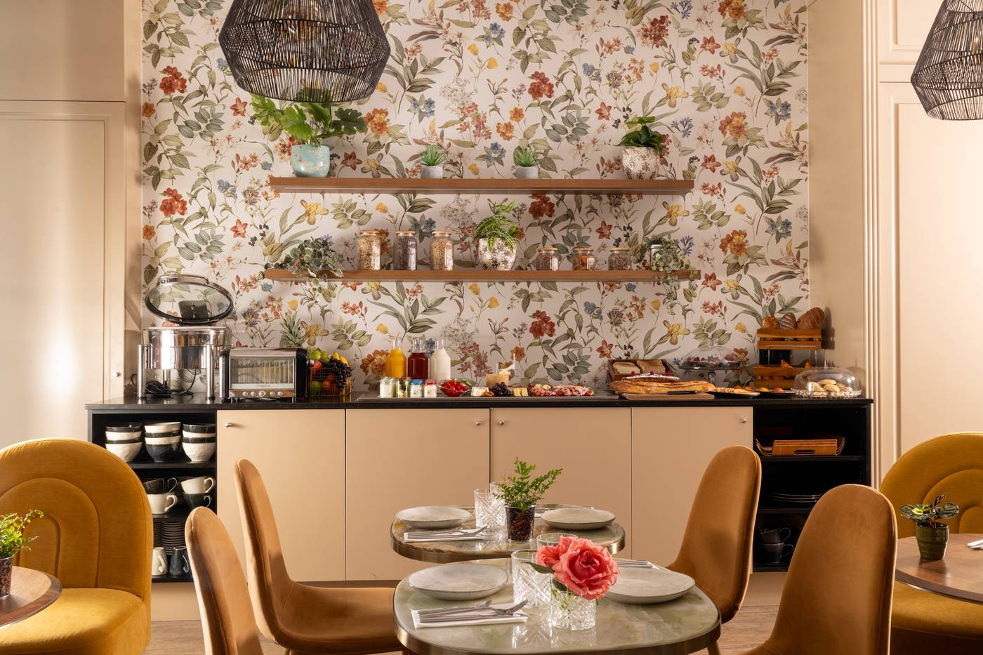 Hotel-Maxim-Opera-Restaurant-9