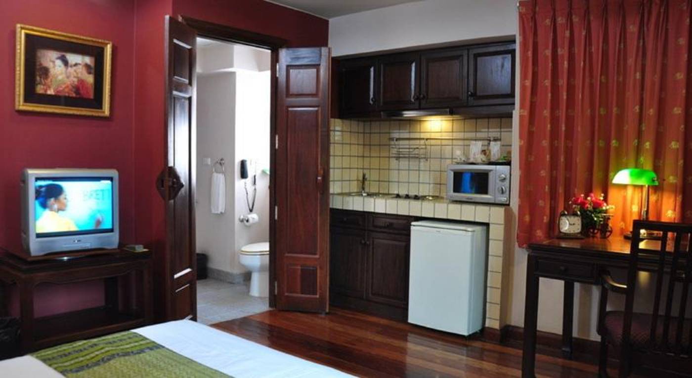 The-Siam-Heritage-Hotel-Room-12