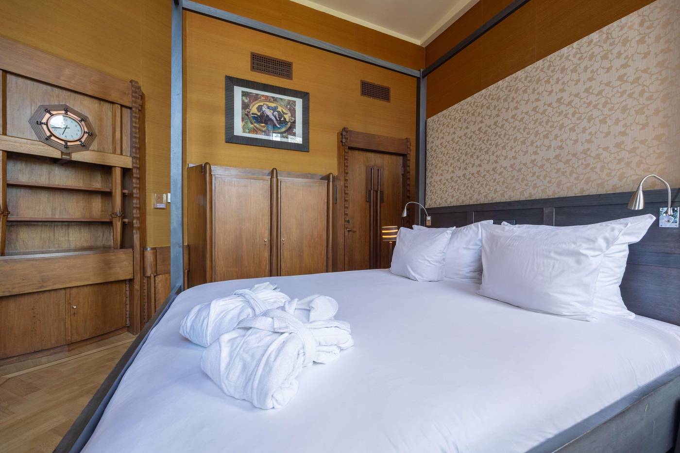 Grand-Hotel-Amrath-Amsterdam-Room-8