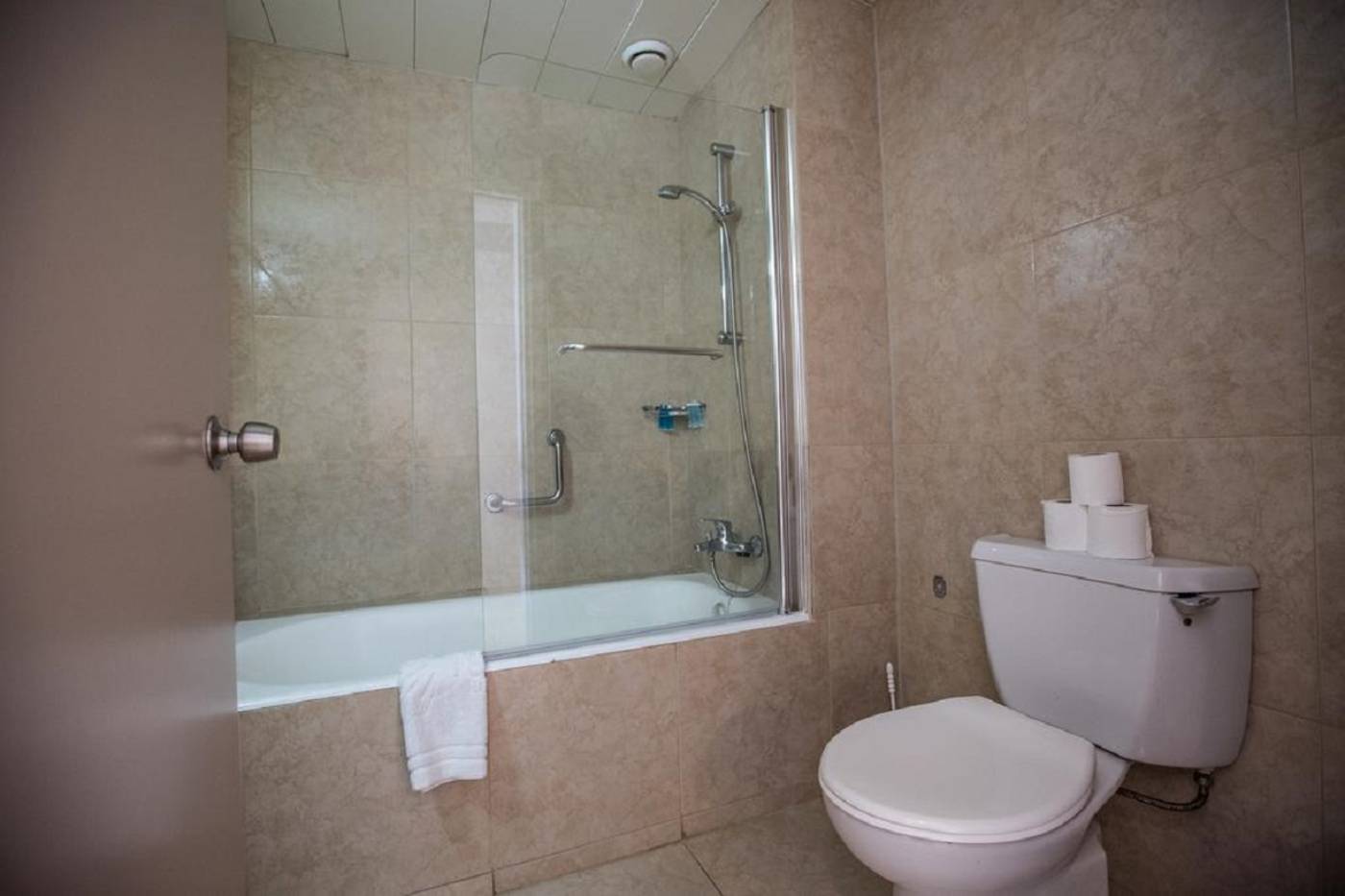 Tsokkos-Protaras-Beach-Hotel-Room-16