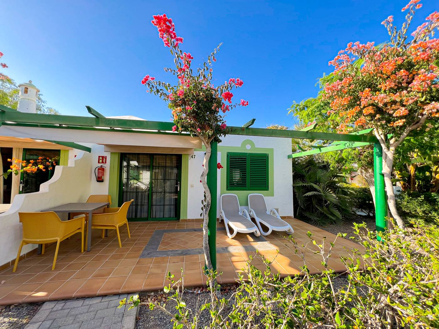 Cordial-Sandy-Golf-Room-9