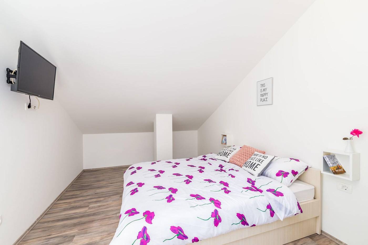 Bovolini-s-Place-Room-8