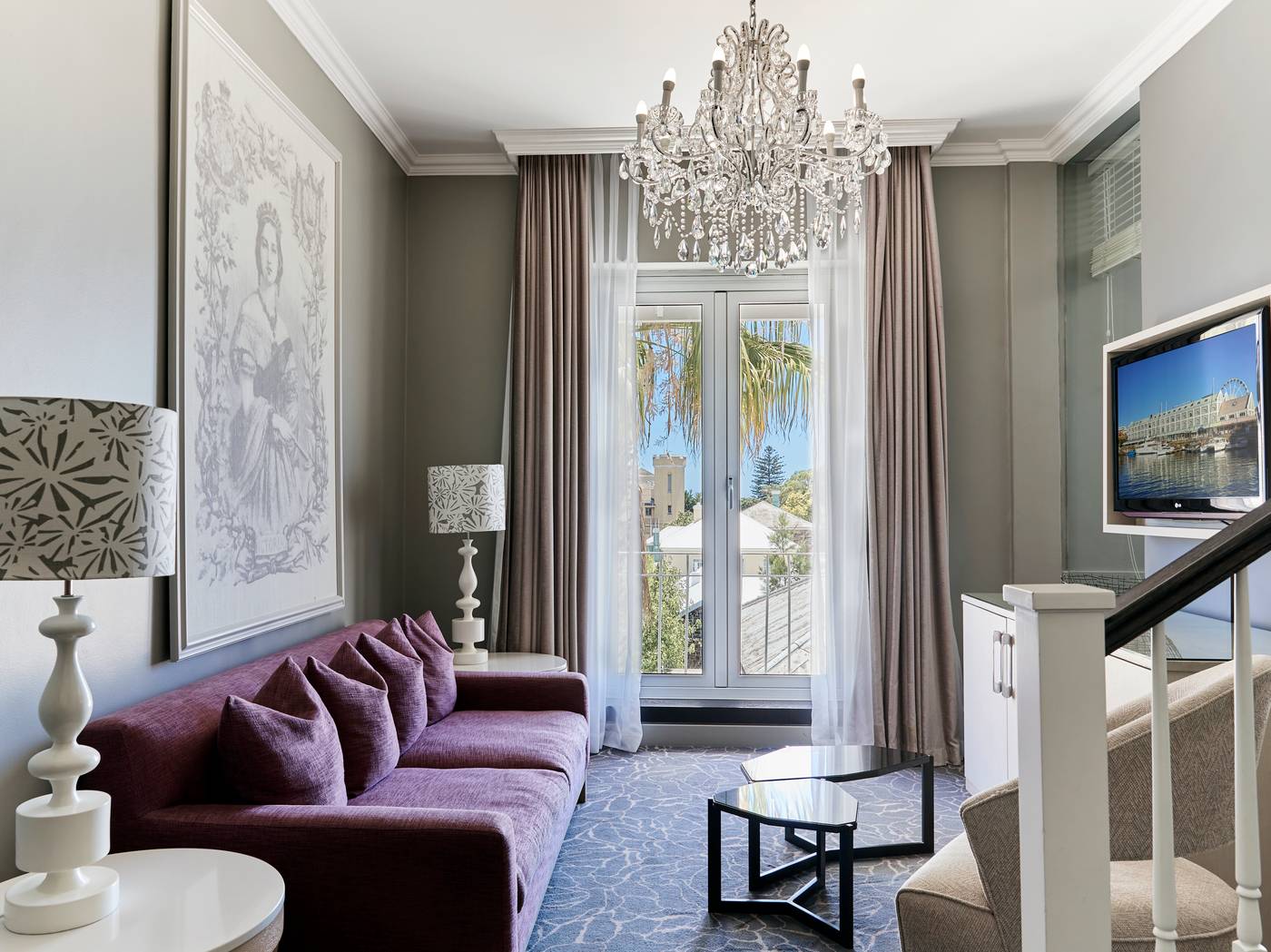 Queen-Victoria-Hotel-by-Newmark-Room-11