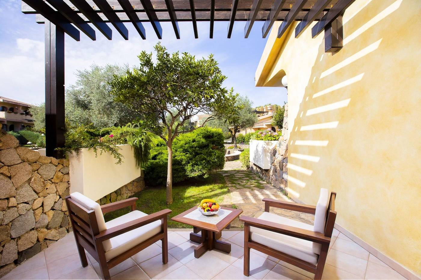 Baia-Di-Nora-Terrace-12