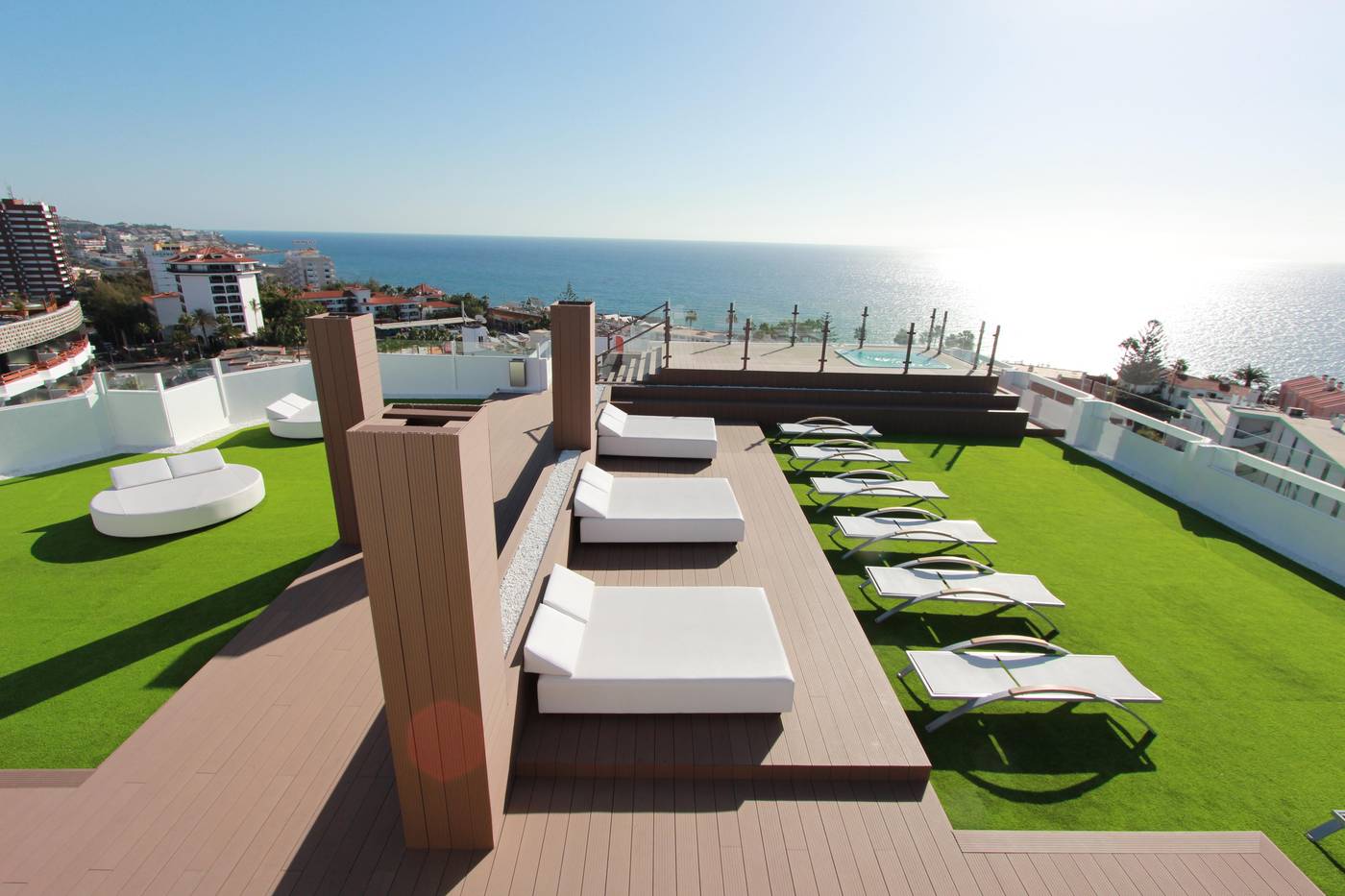 Hotel-Caserio-Terrace-10