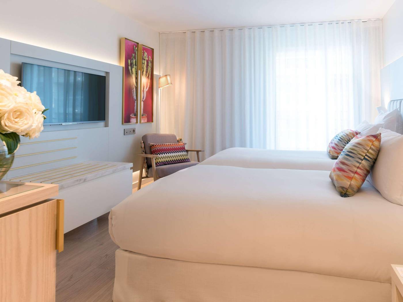 Hotel-Croisette-Beach-Cannes---Mgallery-Room-27