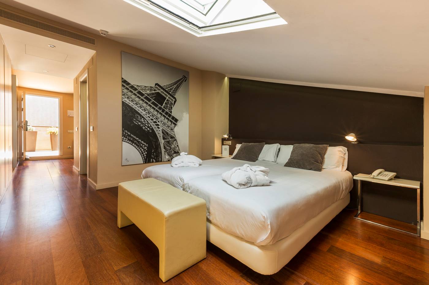 Gran-Claustre-Room-5